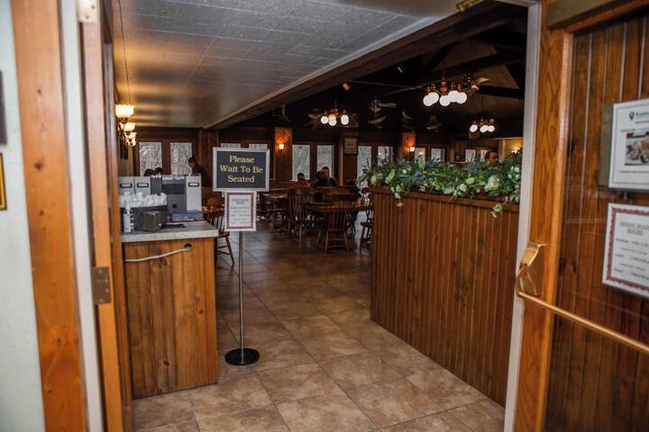Montauk Lodge