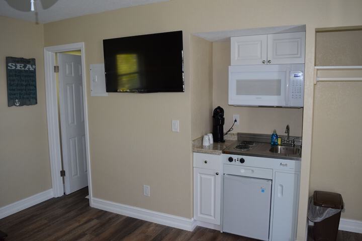 Room 21 of 51