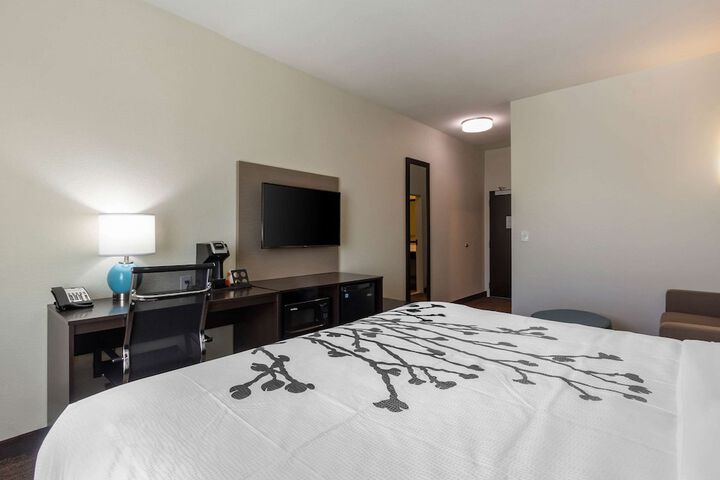 Room 31 of 51