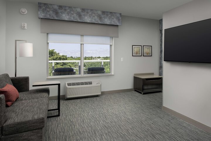 Room 35 of 43