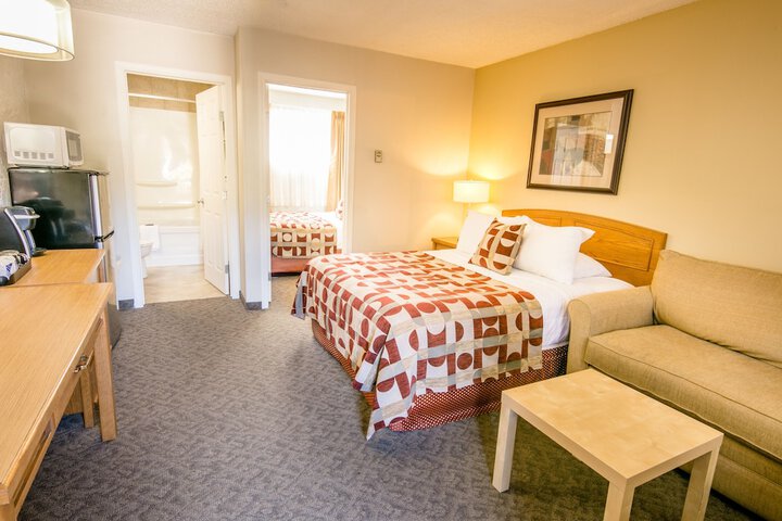 Room 34 of 59