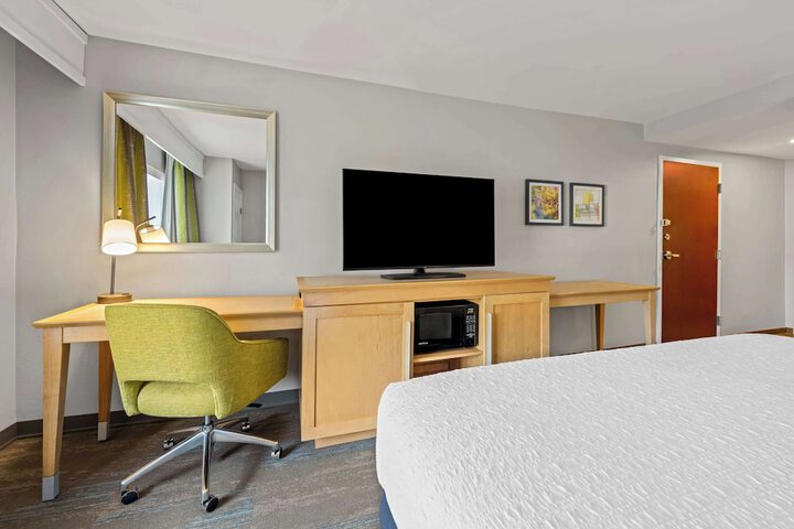 Hampton Inn & Suites Wilson I-95