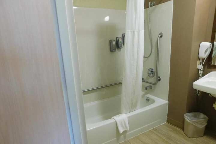 Quality Inn Colchester - Burlington