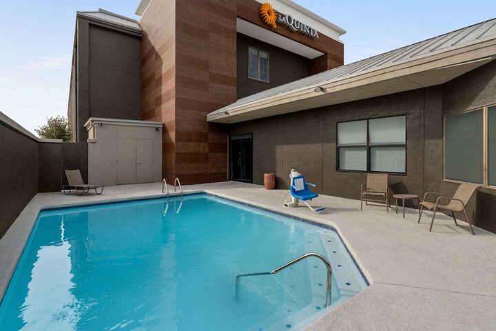 Pool 5 of 40