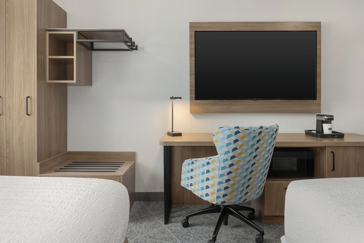 Hampton Inn by Hilton Montreal East Anjou