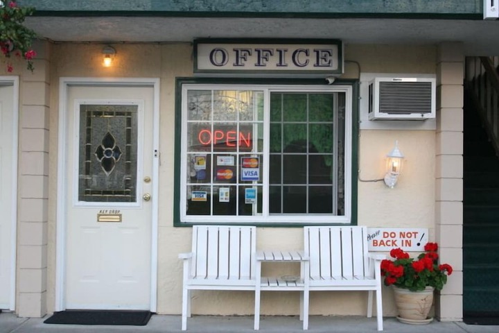 Best Continental Motel