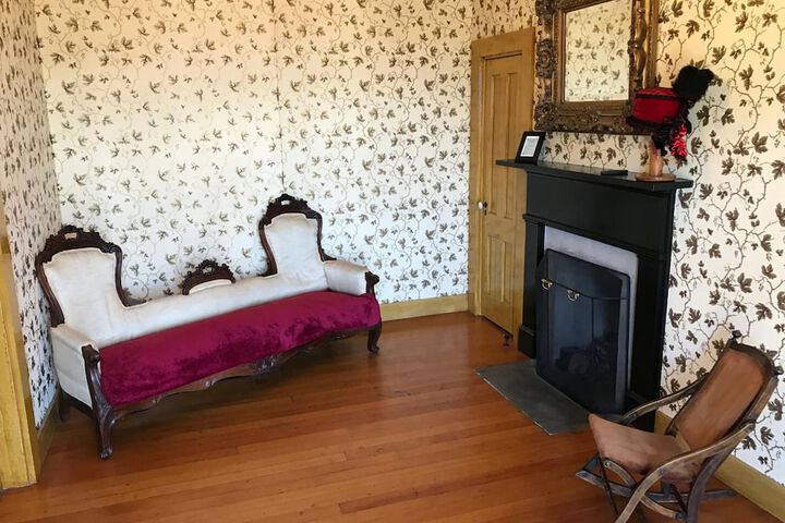 Room 11 of 72