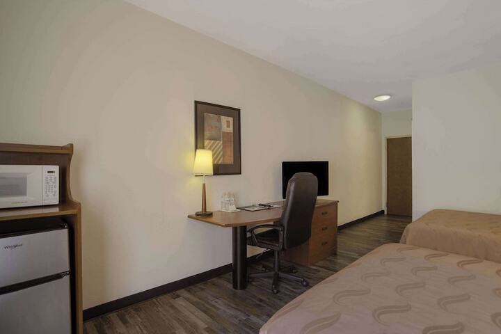 Room 25 of 31
