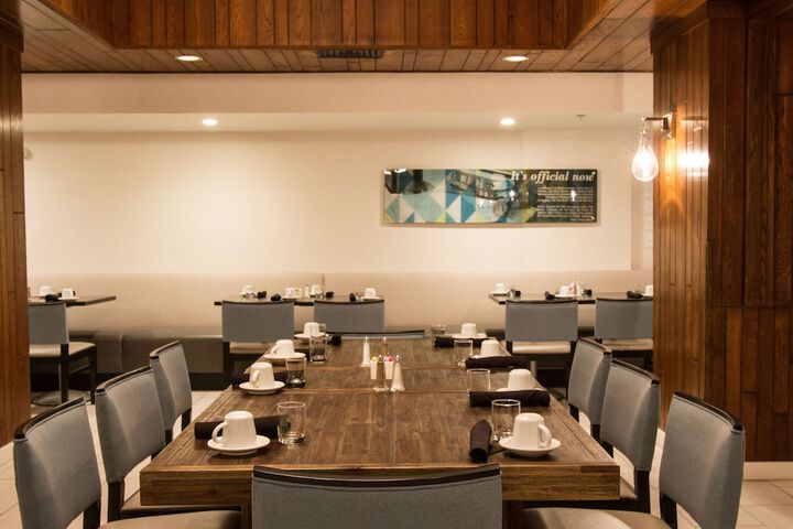 Dining 56 of 67