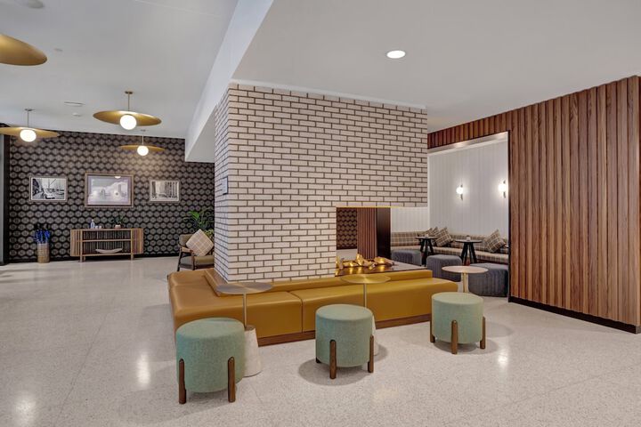 Hotel 15 of 138