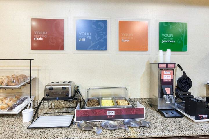 Comfort Inn & Suites Regional Medical Center