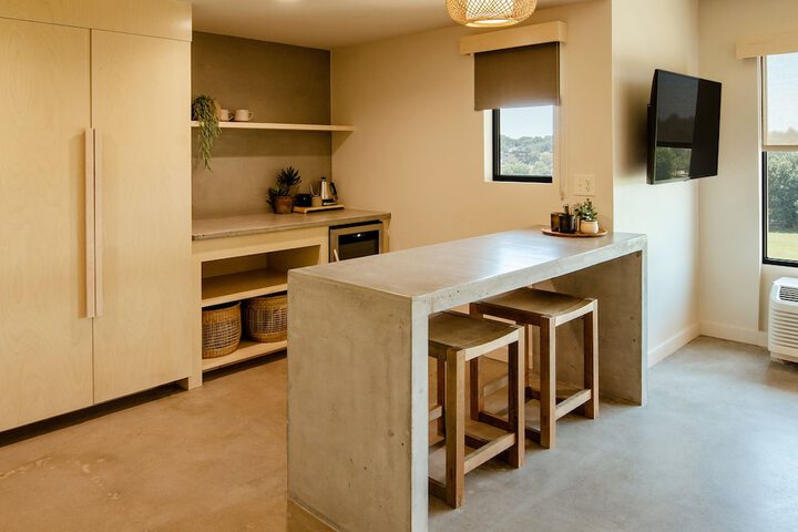 Brut Hotel