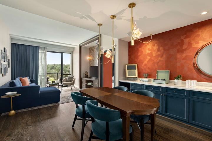 Valley Hotel Homewood Birmingham Curio Collection by Hilton
