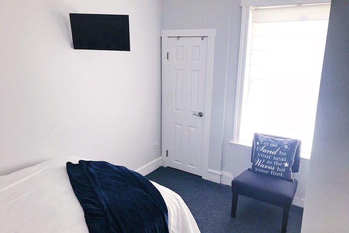 Room 59 of 183