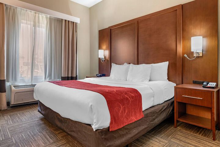 Comfort Suites Urbana Champaign University Area