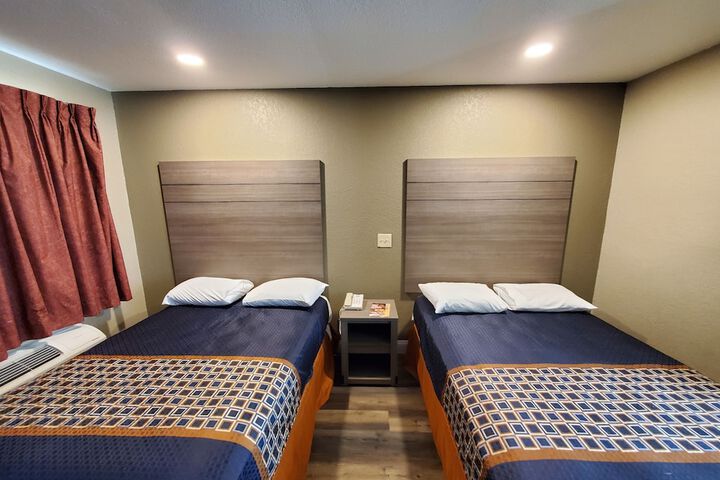 Room 22 of 30