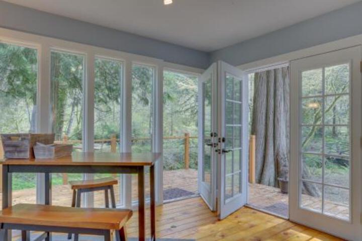 Barlow Bungalow