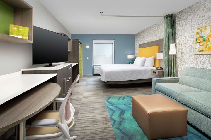 Room 18 of 37