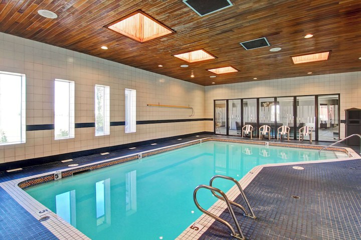 Pool 12 of 106