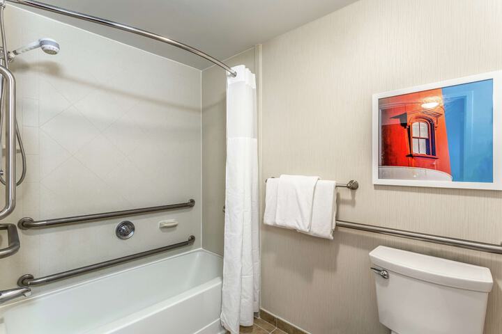 Hampton Inn Boston / Peabody