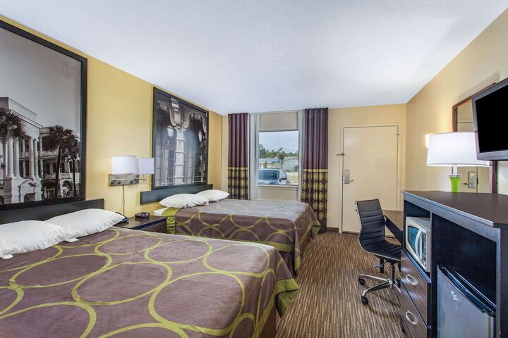 Room 16 of 24