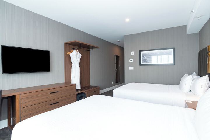 Sandman Signature Sherwood Park Hotel
