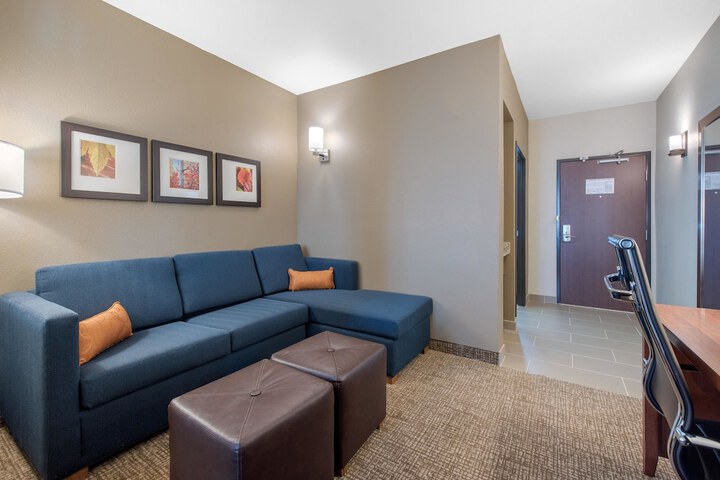 Room 10 of 49
