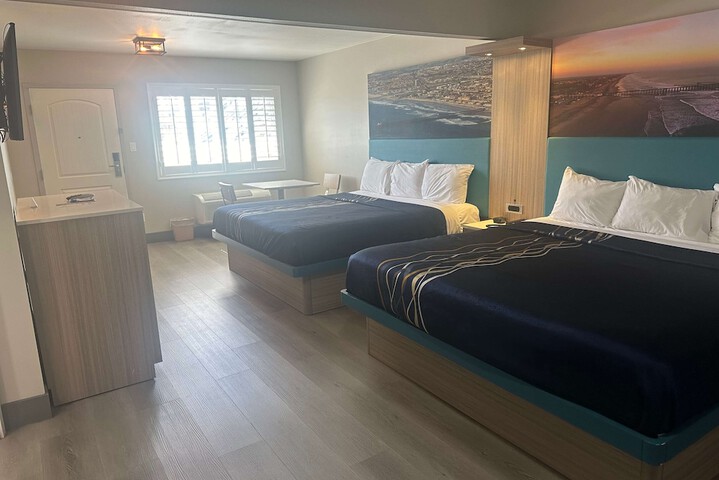 Room 54 of 103