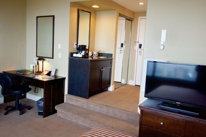 Room 88 of 242