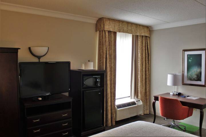Room 5 of 35
