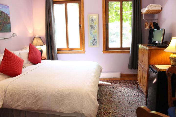 Room 14 of 39