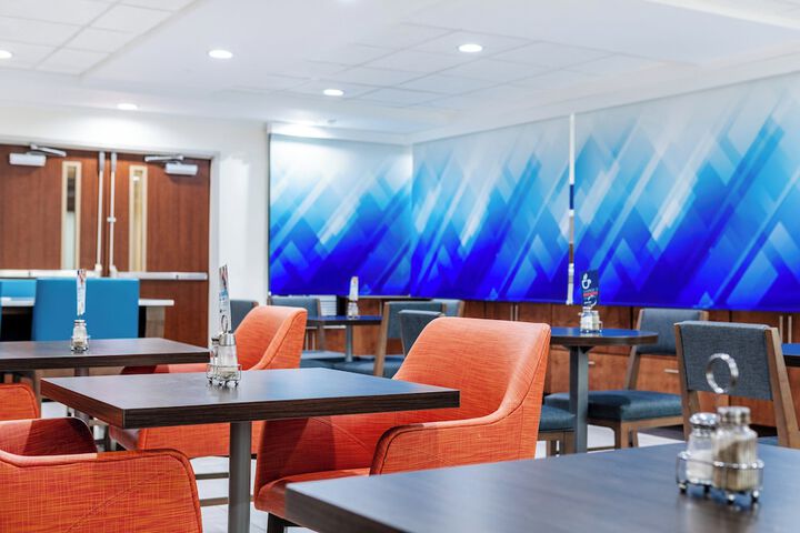 Holiday Inn Express Hotel & Suites Memphis / Germantown by IHG