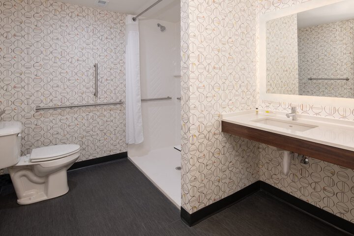 Room 23 of 42