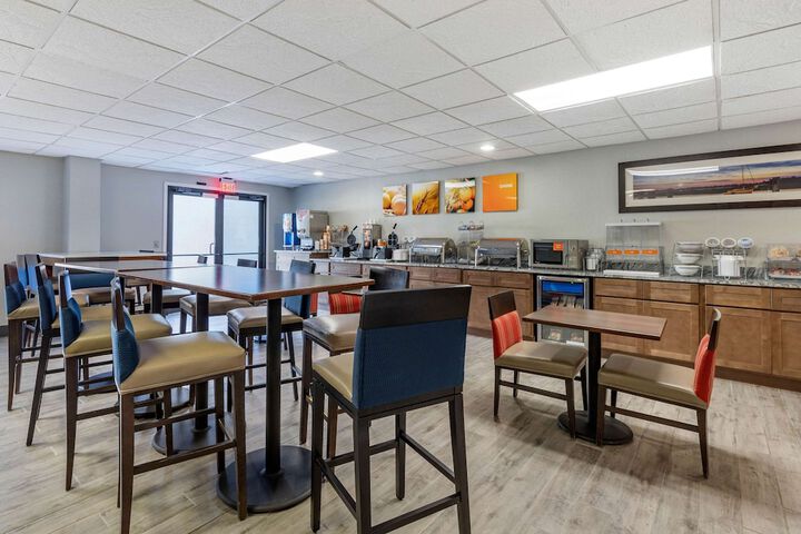 Comfort Suites Southport - Oak Island