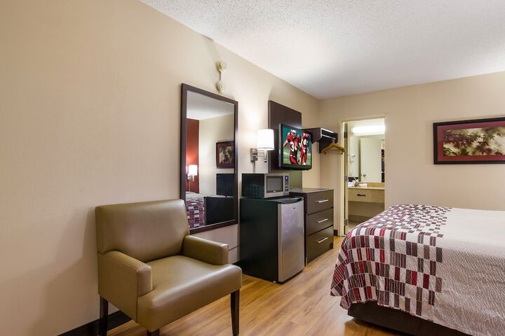 Room 16 of 31