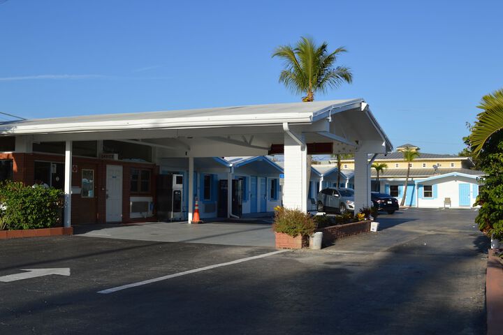Hotel 5 of 35
