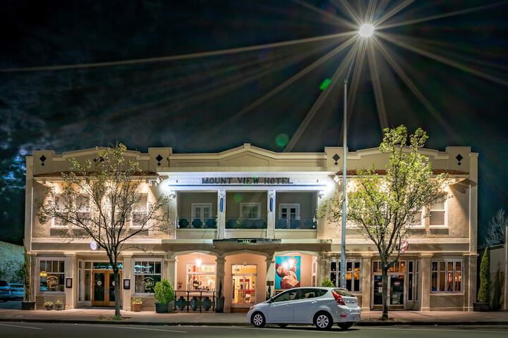 Mount View Hotel & Spa