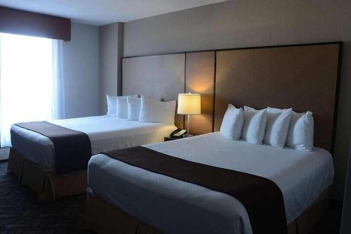 Days Inn by Wyndham Airdrie