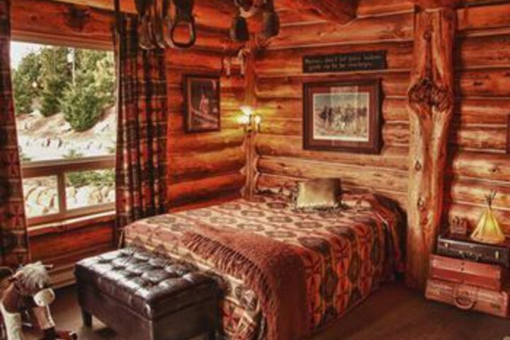 Bigfoot Lodge B & B