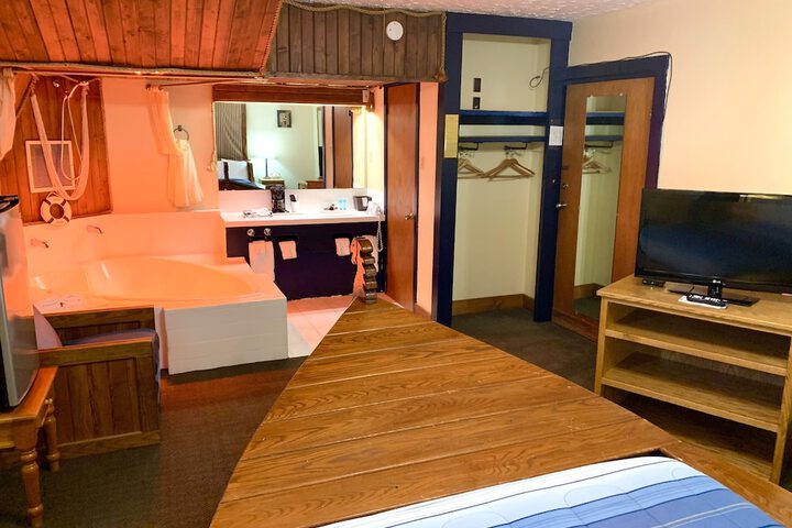 Room 122 of 334