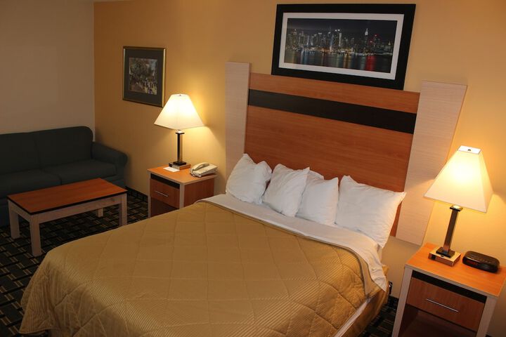 Room 28 of 36