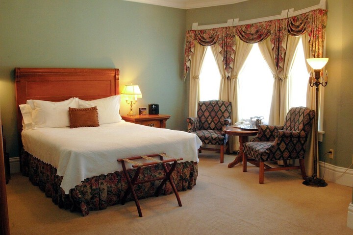 Room 13 of 75