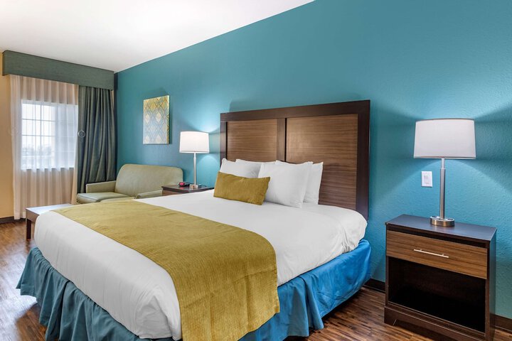 Room 16 of 27