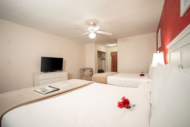 Room 35 of 63