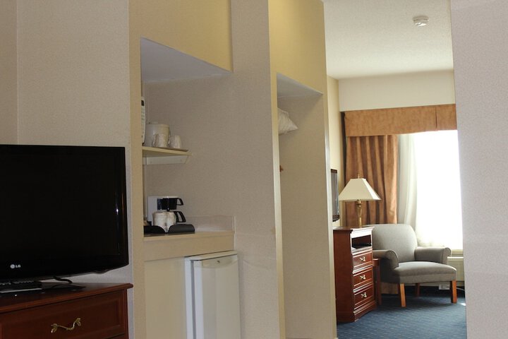 Holiday Inn Express Hotel & Suites Barrie by IHG