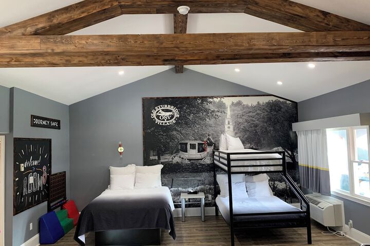 Super 8 by Wyndham Sturbridge