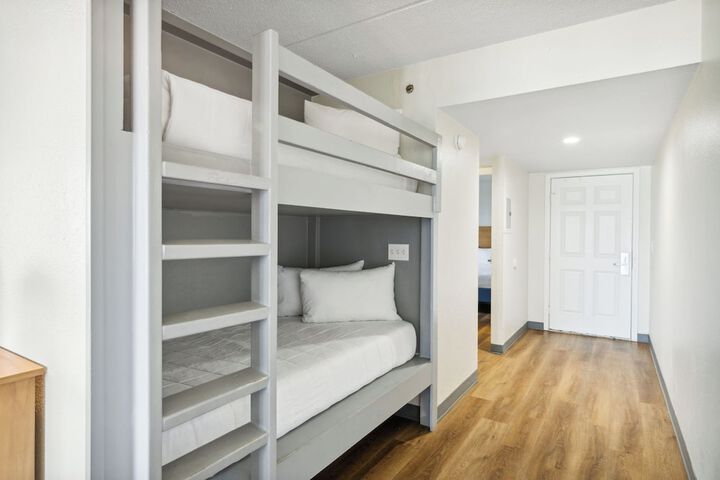 Room 20 of 59