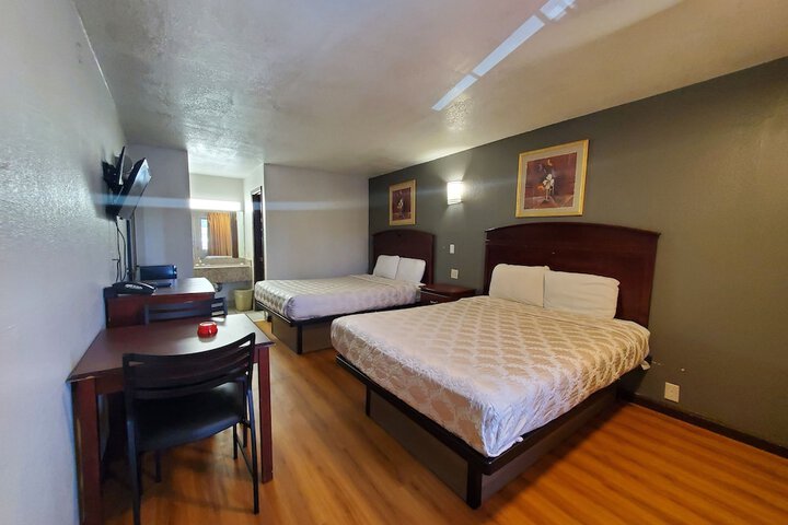 Room 31 of 43