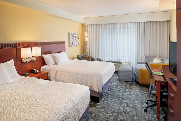 Courtyard by Marriott Hanover Lebanon