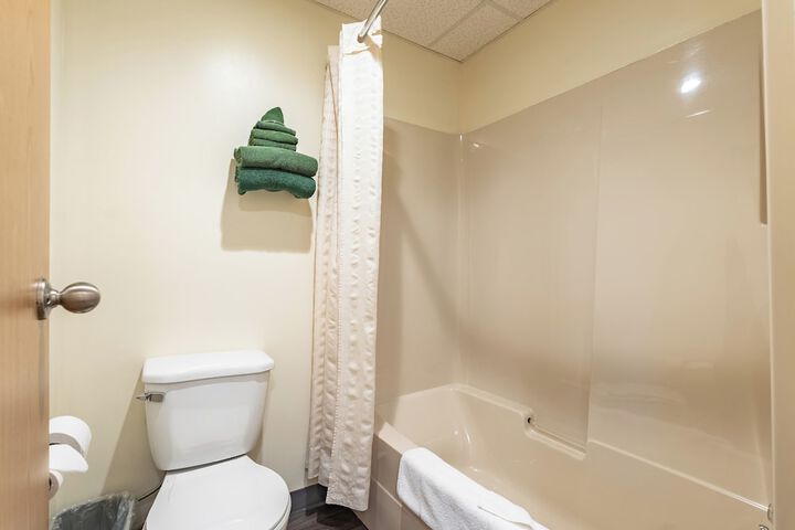 Woodland Inn Meadow Lake